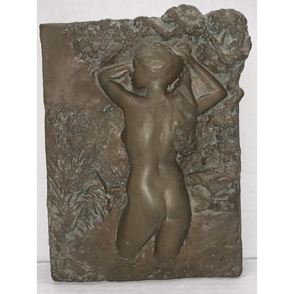 Art sculpture nude by McPherson limited edition 387/500 plaster in Bronze color